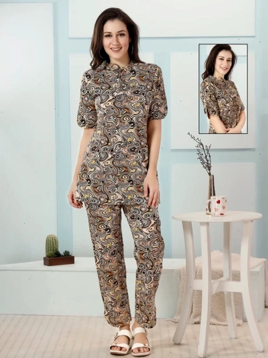 Gợi ý trang phục cho người có dáng người chữ nhật