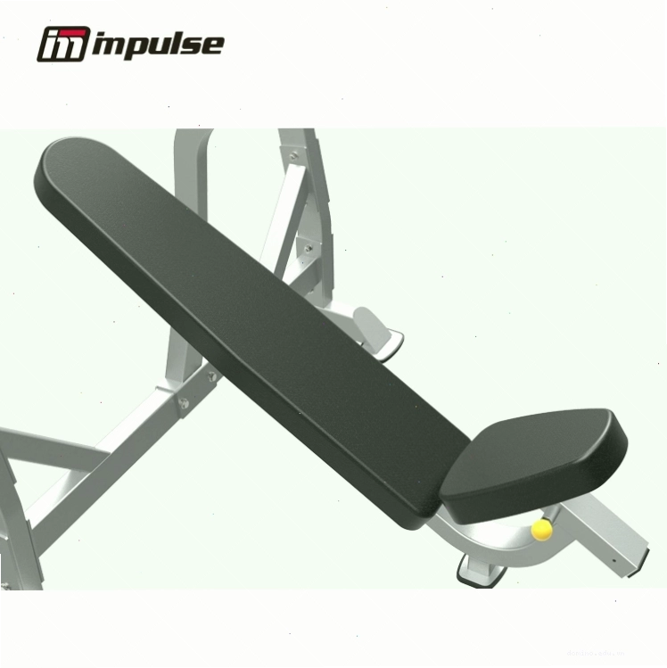 Hạ tạ chạm ngực trong bài tập Bench Press