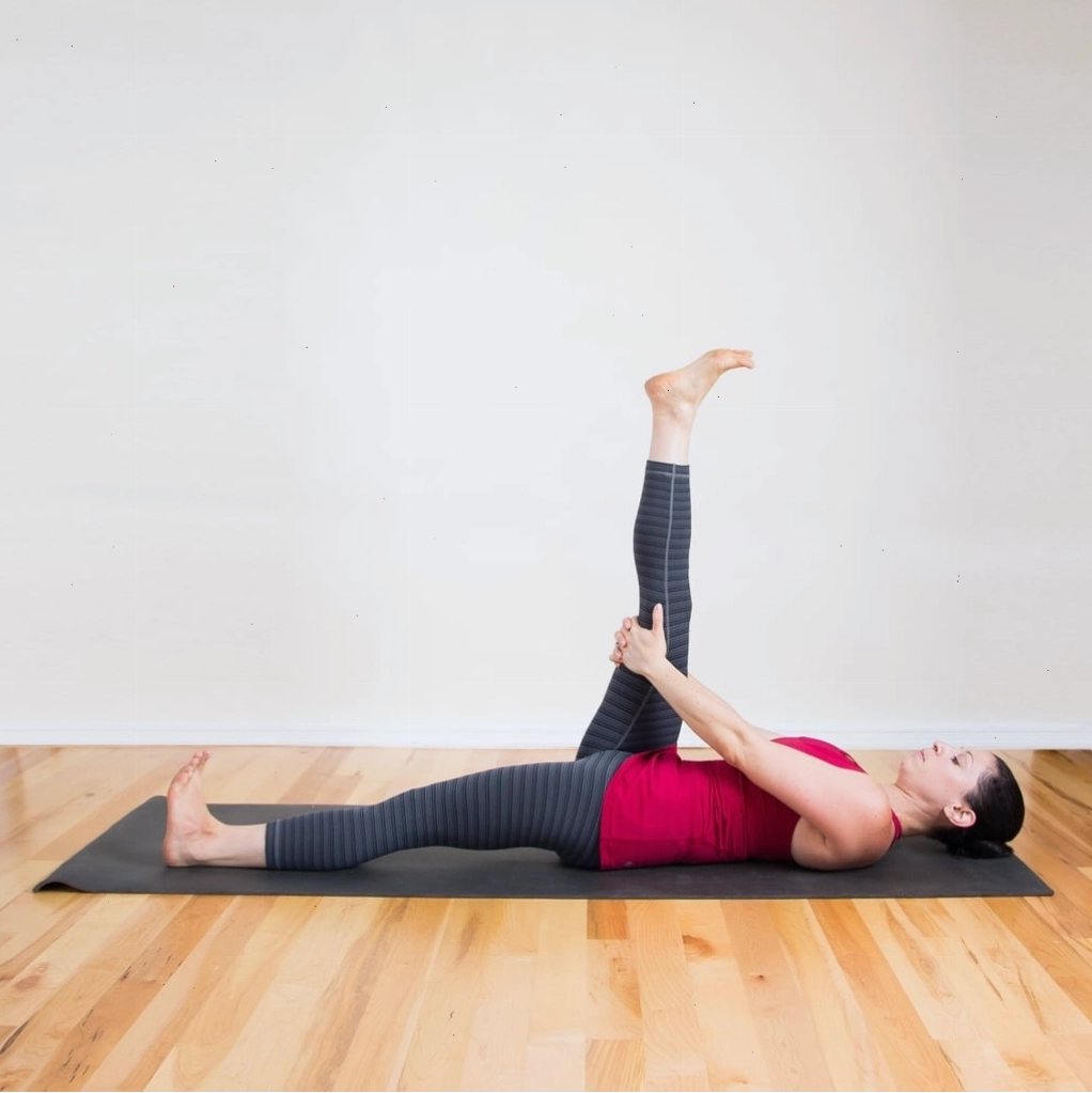 Hamstring stretch giúp kéo giãn cơ đùi sau
