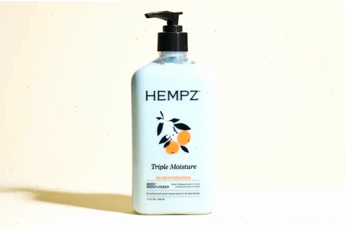 Hempz Triple Moisture Body Moisturizer với hương thơm dễ chịu