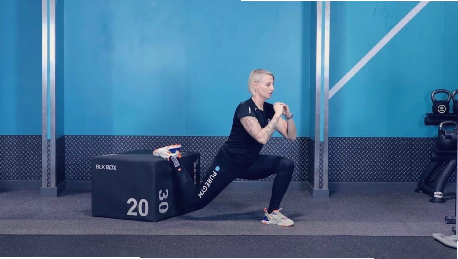 Hình ảnh minh họa bài tập Bulgarian Split Squat