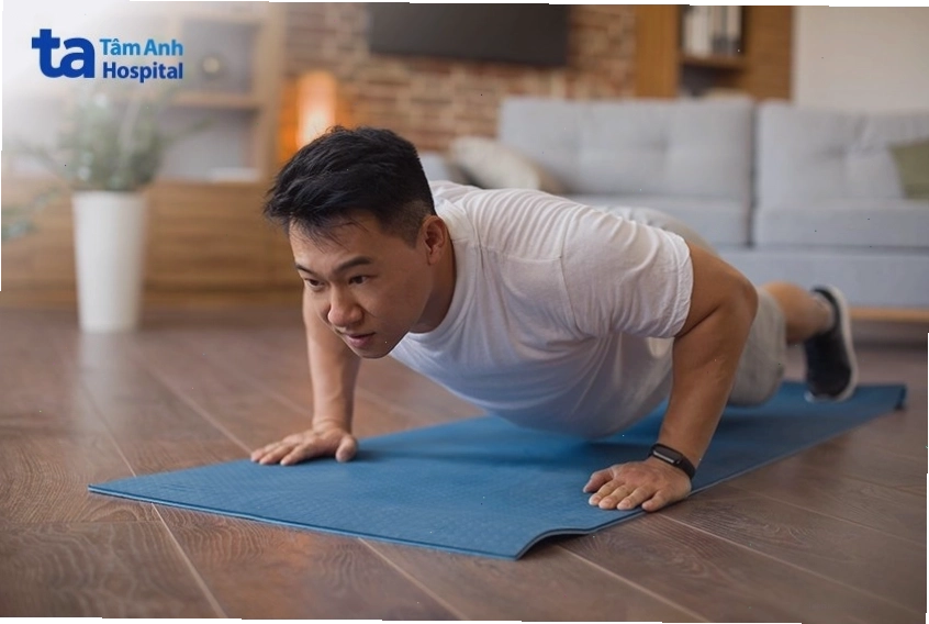 Hít đất là bài tập tác động nhóm cơ thân trên