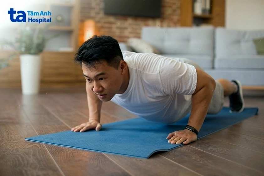 Hít đất tác động nhóm cơ thân trên