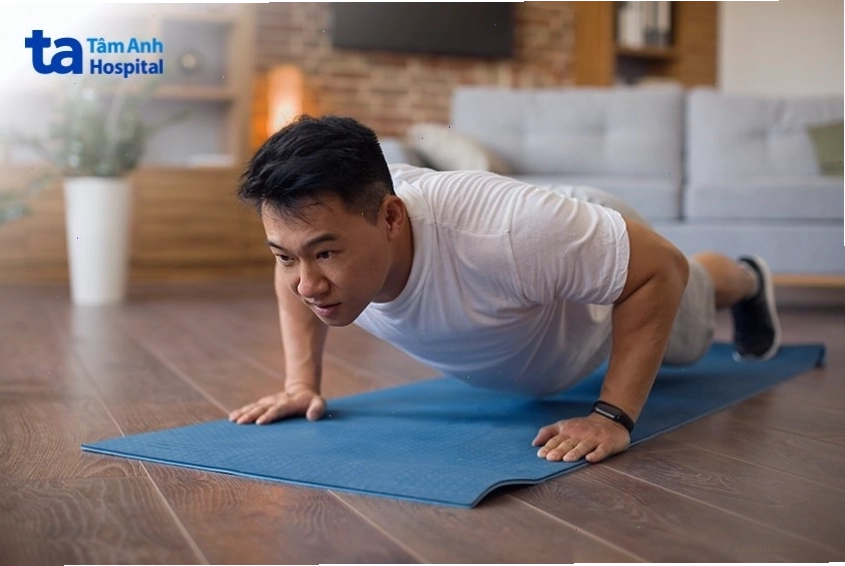 Hít đất tác động nhóm cơ thân trên