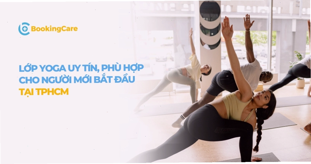 Học viên tập luyện trong lớp Yoga tại Shriyoga