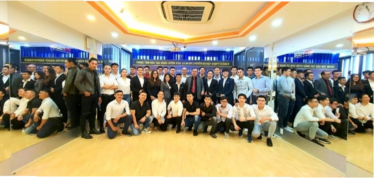 Học viên thực hành kỹ năng tại trung tâm đào tạo PT gym