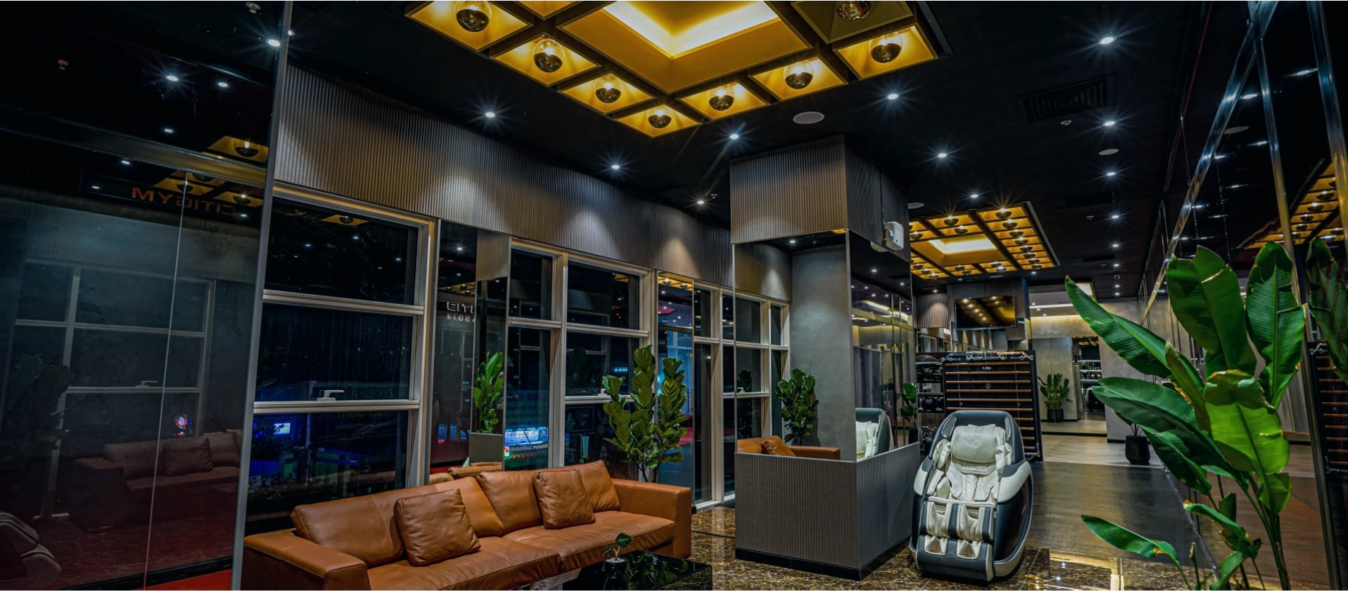 Hội viên đang tập luyện tại CITIGYM