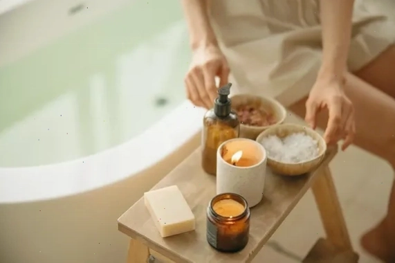 Hỗn hợp bột đậu đỏ và sữa tươi không đường làm mặt nạ tắm trắng body