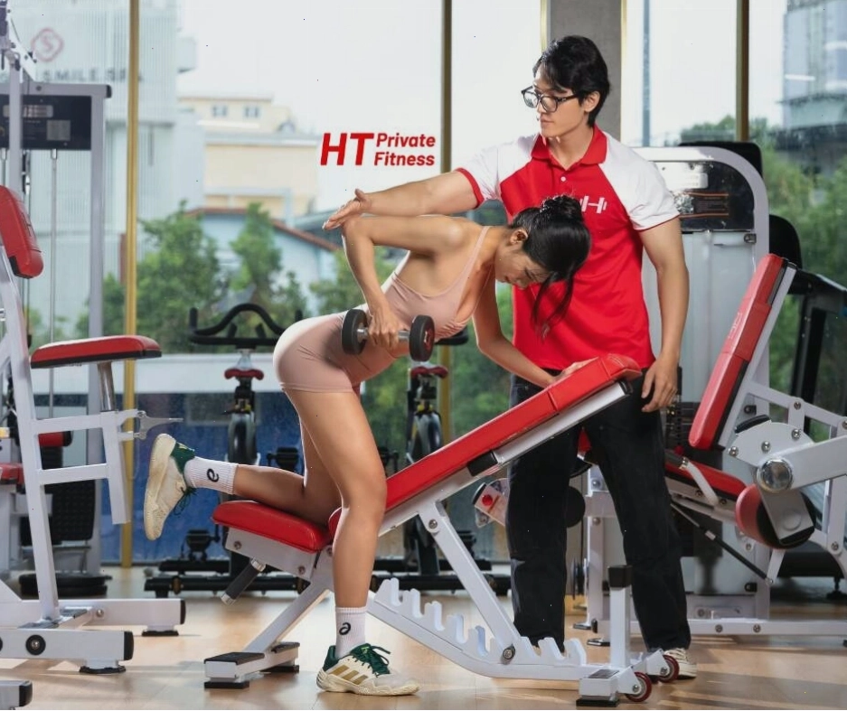 Huấn luyện viên HPF hướng dẫn lịch tập gym cho người mới
