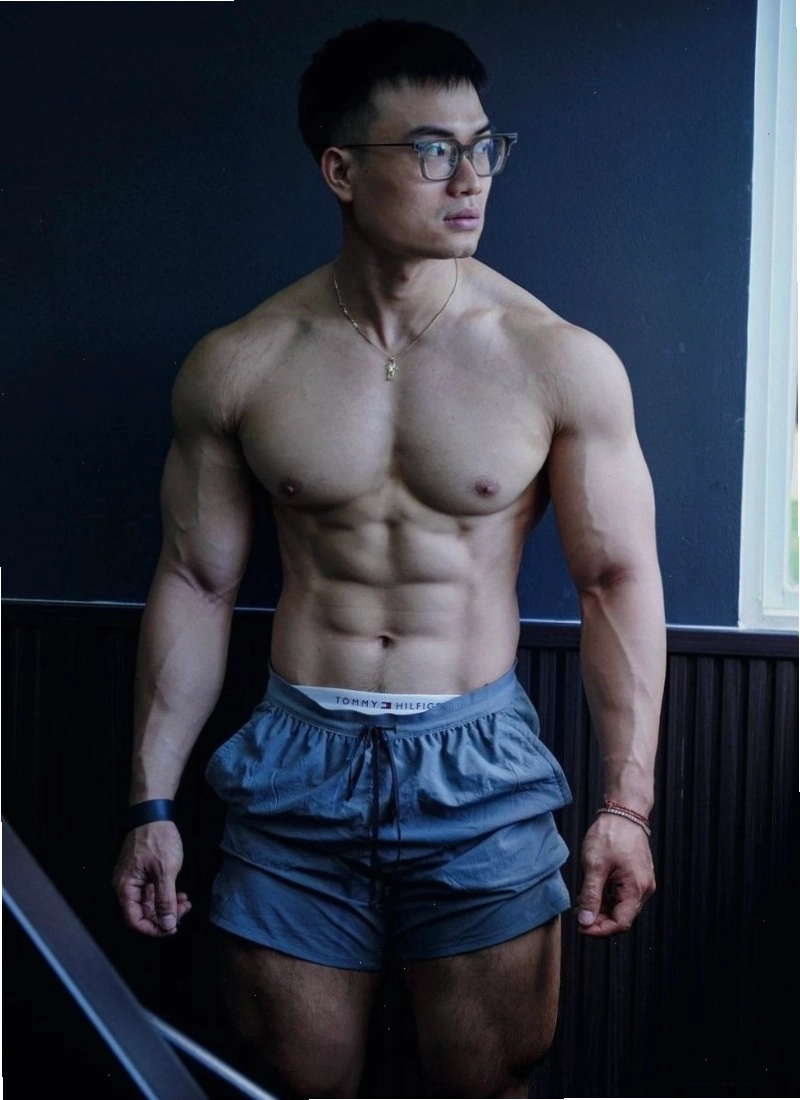 James McAvoy với body săn chắc