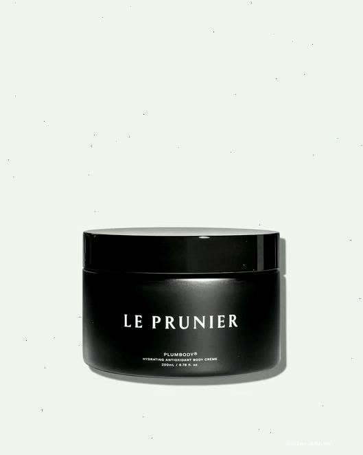 Kem dưỡng thể Plumbody Body Créme với kết cấu mỏng nhẹ, thẩm thấu nhanh