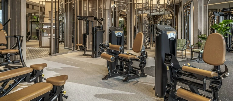 Khám phá các loại máy tập gym phổ biến và lợi ích toàn diện