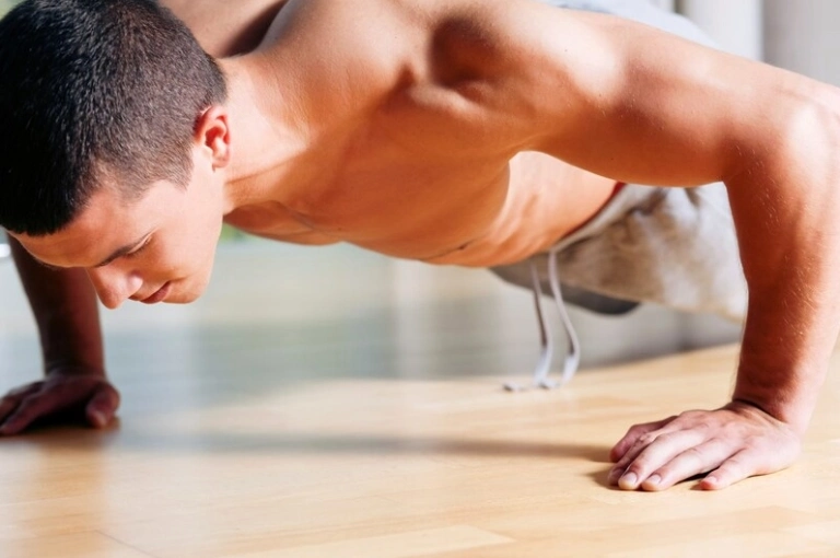 Khám phá Hình ảnh Bài tập Gym: Lịch tập, Hướng dẫn và Lợi ích 2026