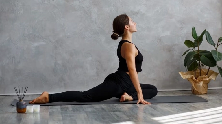 Khám phá Tư thế Bồ câu Đứng Yoga: Lợi ích, Kỹ thuật và Biến thể