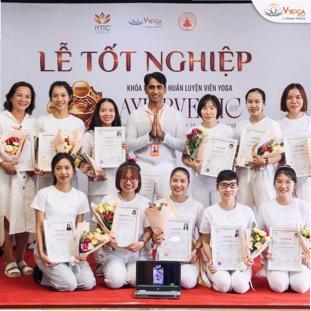 Khóa đào tạo huấn luyện viên yoga