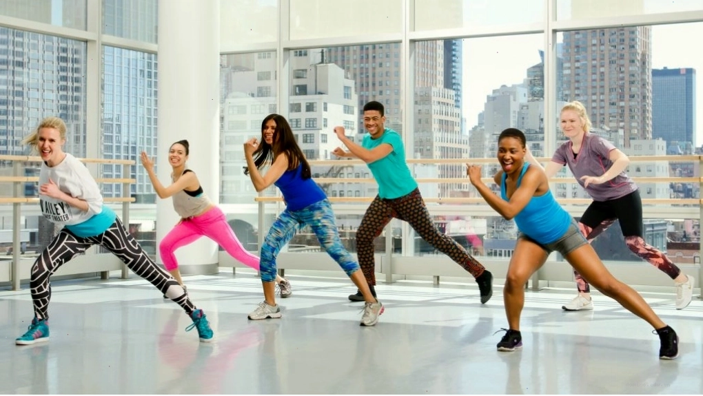 Khởi động trước khi tập zumba