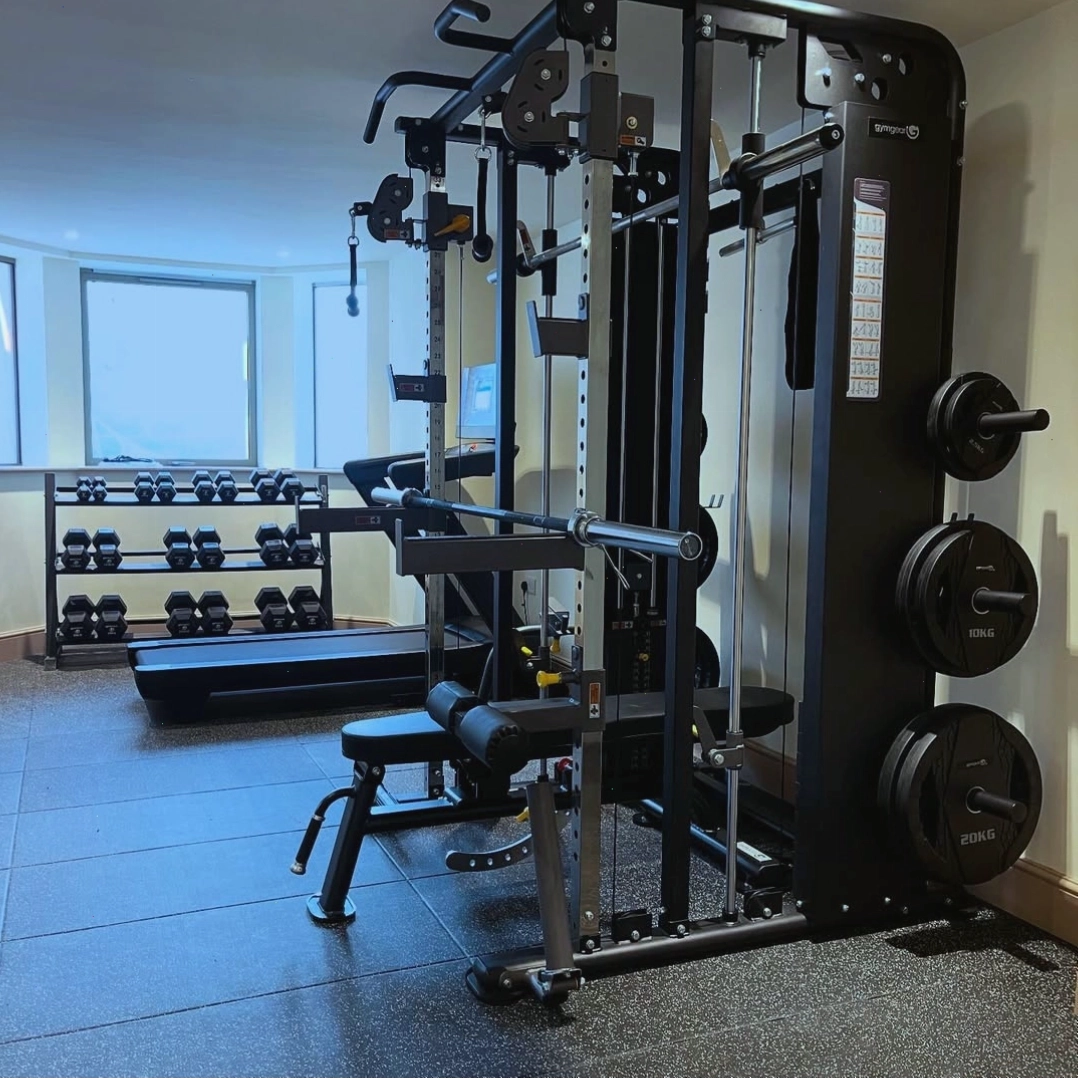 Không gian small gym được thiết kế tối giản và sang trọng