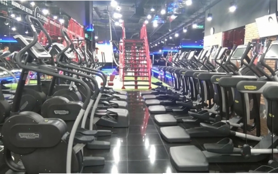 Không gian tập luyện hiện đại tại California Fitness & Yoga Cần Thơ