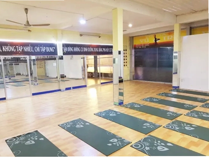 Không gian tập yoga hương thảo tại nhà