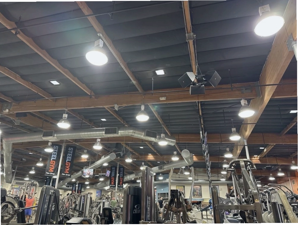 Khu vực tập luyện boxing được trang bị tại Steel Gym
