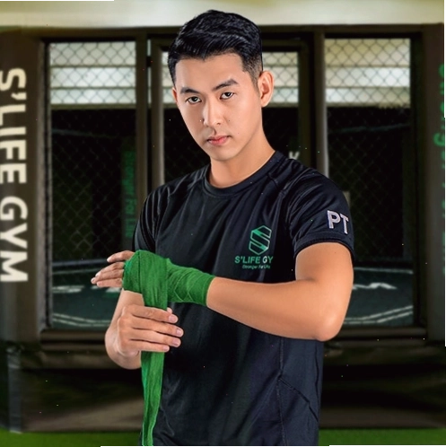 Khu vực tập luyện đa năng tại K.I.M Fitness & Yoga Center, quận Tân Phú