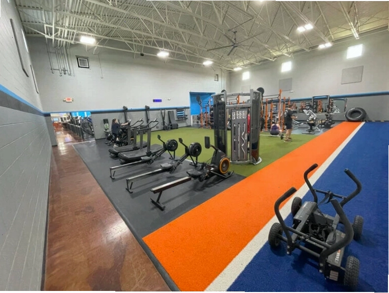 Khu vực thảm tập đa năng tại BBT Gym