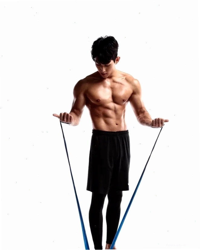 Ko Kyung Jin trong buổi tập luyện