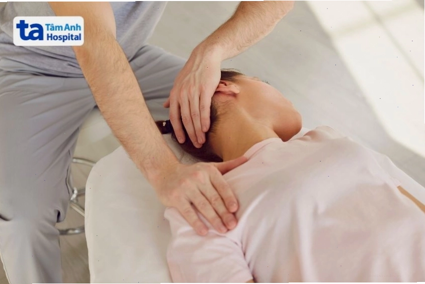 Kỹ thuật massage đúng cách hỗ trợ giảm đau và phục hồi cơ bắp