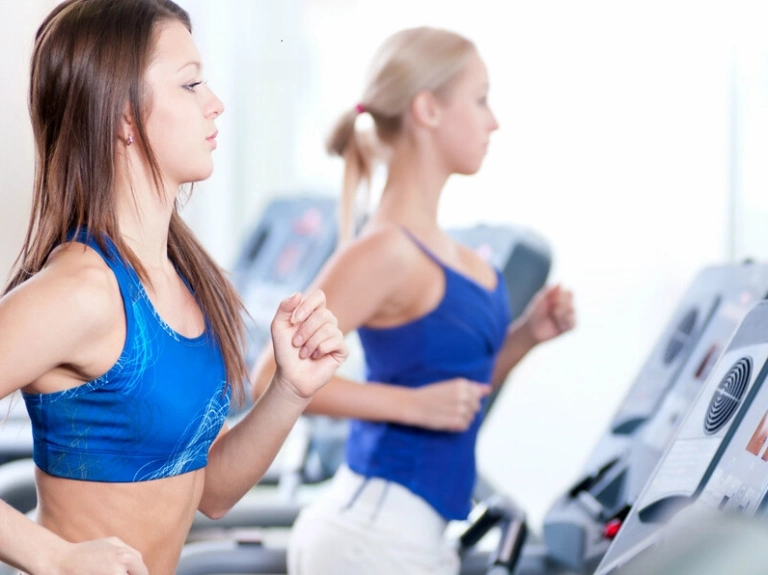 Làm sao để ngực không bị chảy xệ: Nguyên nhân, dấu hiệu và cách khắc phục hiệu quả