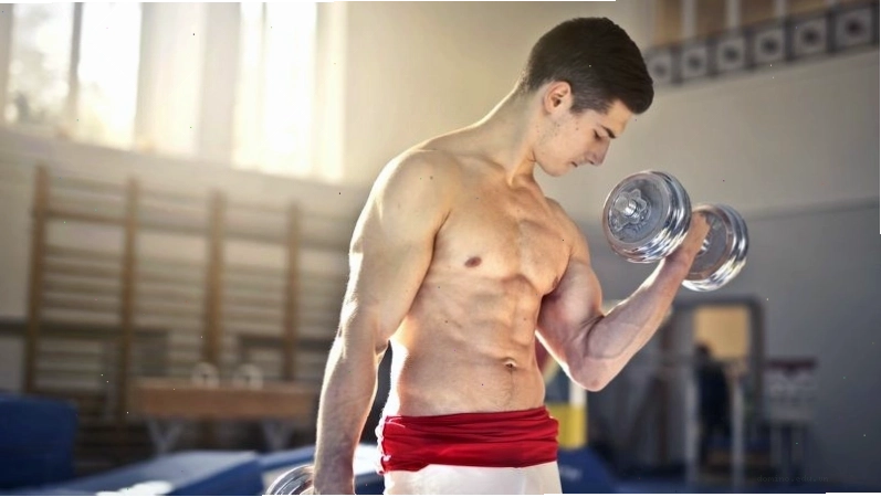 Lịch tập gym nam mới bắt đầu tập trung vào tăng cơ