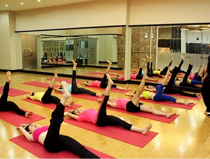 Lợi ích của tinh dầu hương thảo trong yoga