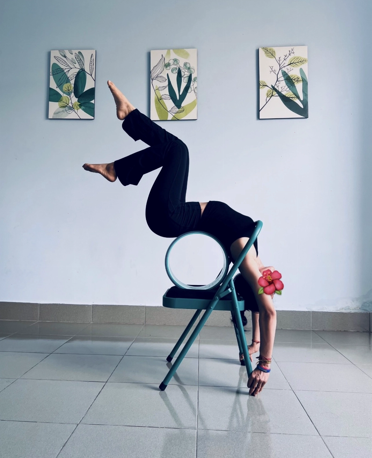 Lợi ích của việc tập yoga với ghế hỗ trợ sức khỏe tinh thần và thể chất