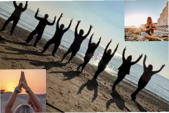 Lợi ích của yoga trên bãi biển