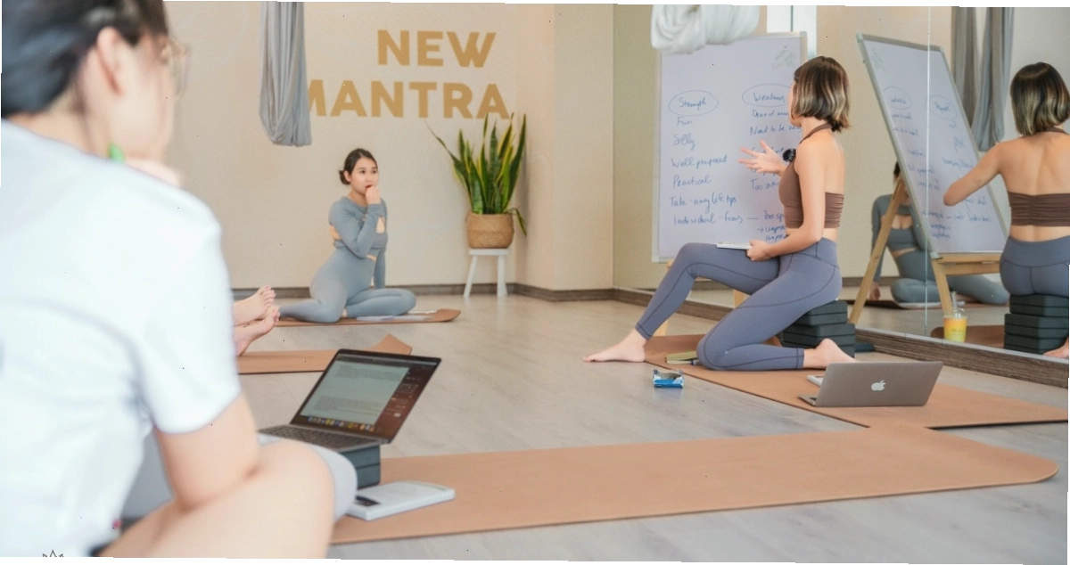 Lớp học yoga tại New Mantra Yoga & Retreat