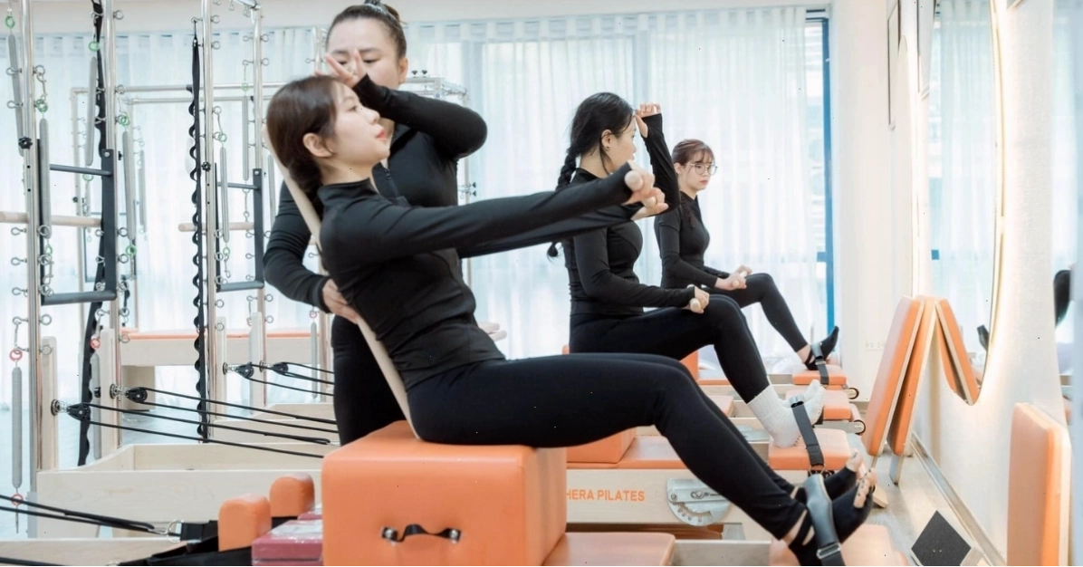 Lớp tập pilates nhóm tại Hera Pilates