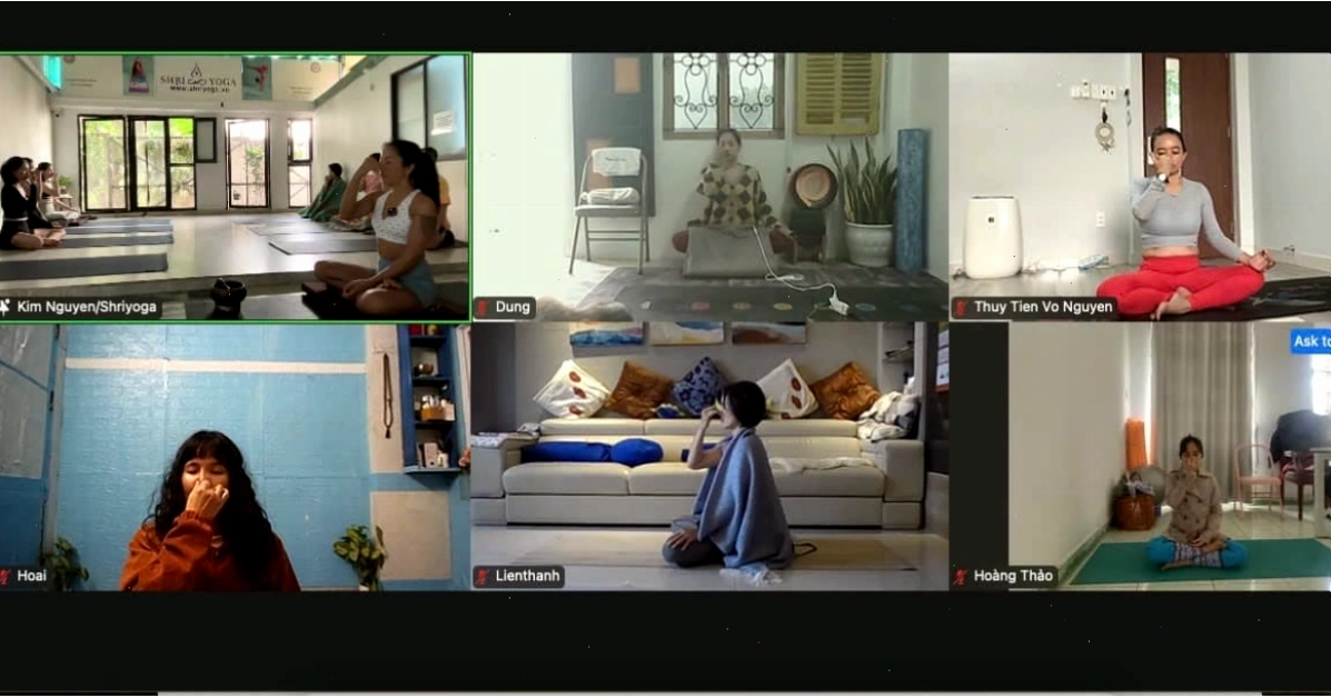 Lớp tập yoga online tại Shiriyoga.