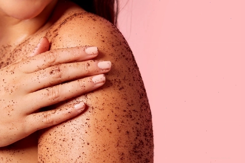 Lưu ý về tần suất tẩy tế bào chết body mỗi tuần để không gây tổn thương da