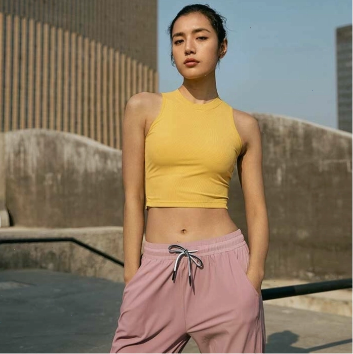 Mẫu áo 3 lỗ tập luyện đẹp dáng croptop mát mẻ