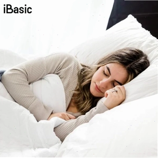Mẫu áo lót có bản gài phía trước, phù hợp với dáng ngực đông tây