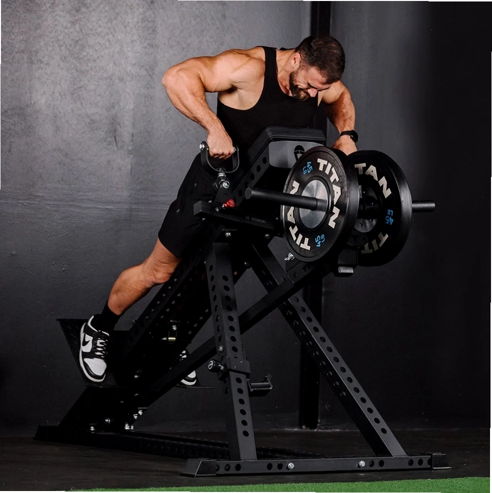Máy Leg Press Hack Squat Machine Titan cho bài tập chân hiệu quả
