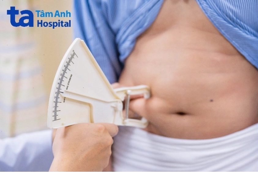 Máy móc sử dụng công nghệ sóng RF trong điều trị giảm béo