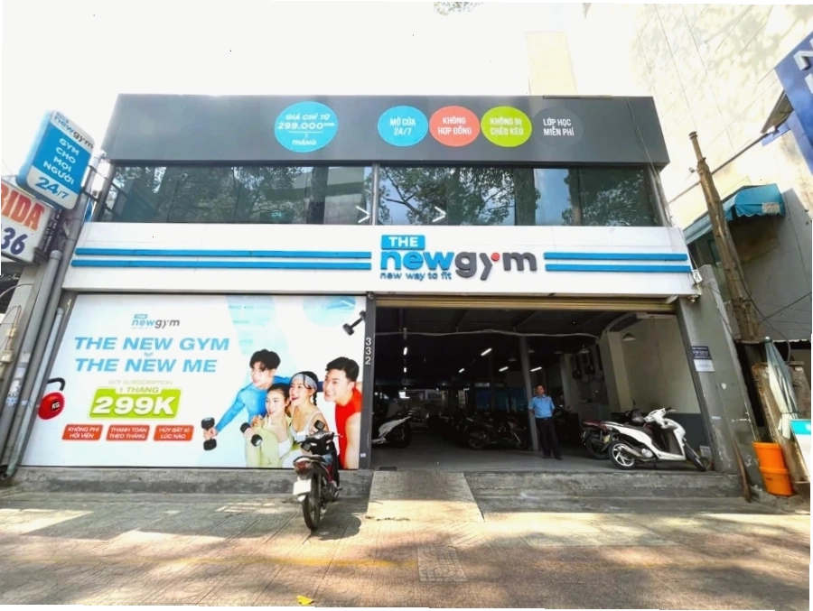 Máy tập sức mạnh tại The New Gym