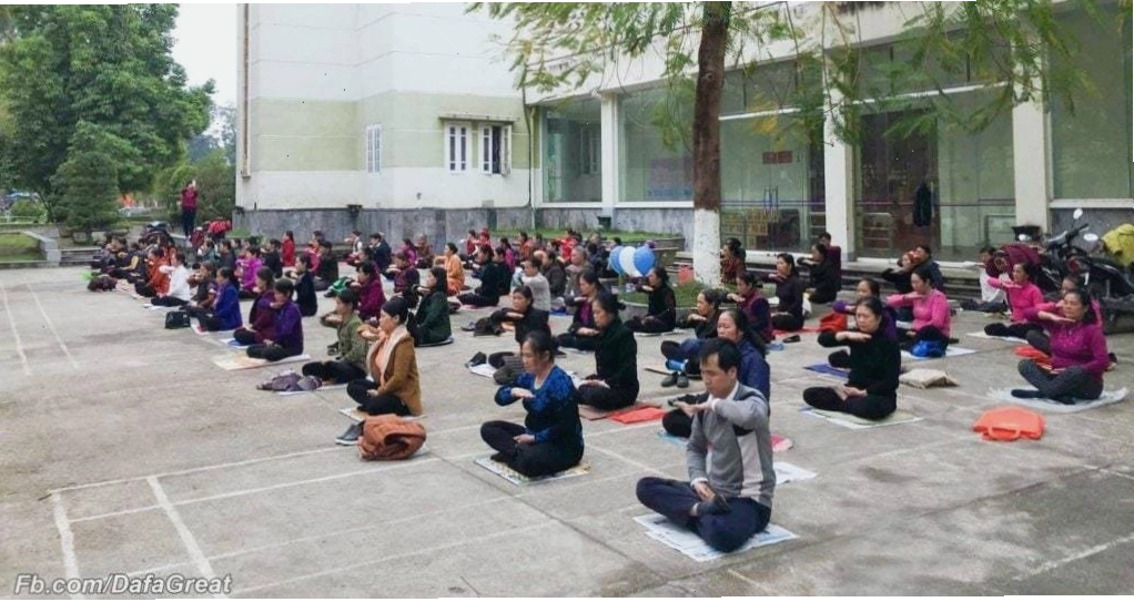 Minh họa các bước thực hành bài tập Pháp Luân Công một cách chính xác