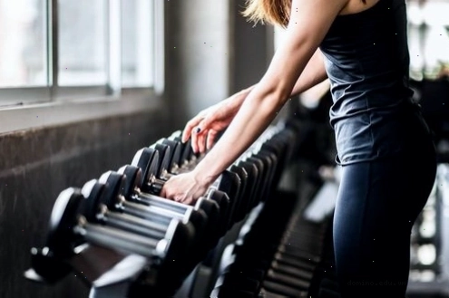 Nâng tạ có thể giúp bạn phát triển cơ bắp và tự tin về bản thân hơn