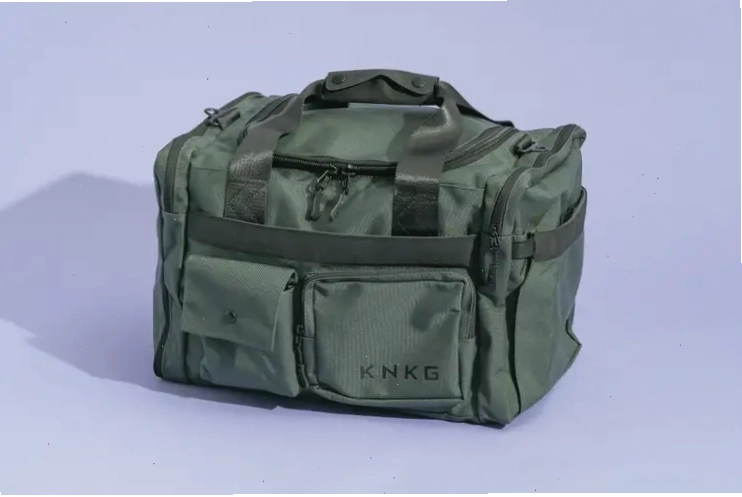 Ngăn đựng giày riêng biệt trên túi gym sack tiện lợi