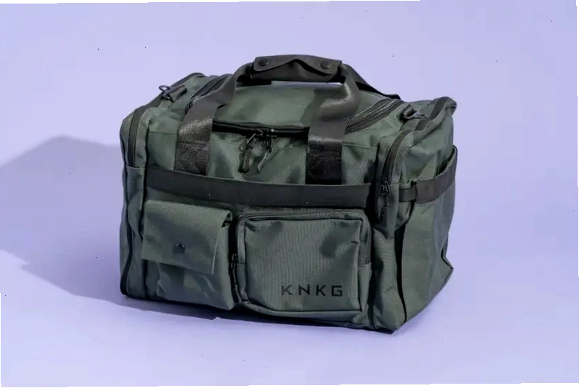 Ngăn đựng giày riêng biệt trên túi gym sack tiện lợi