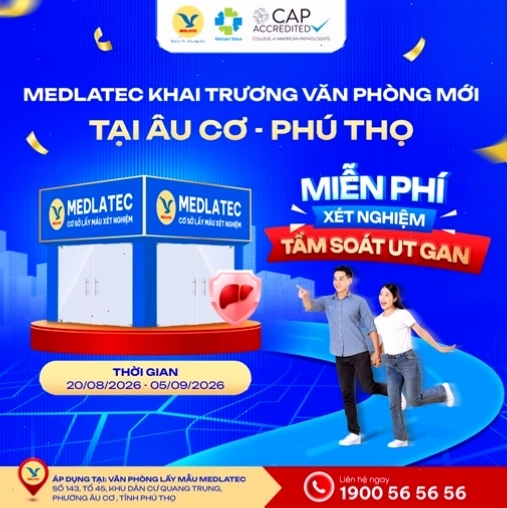 Người đang theo dõi video hướng dẫn nhảy