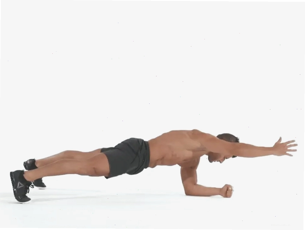 Người đang thực hiện bài tập Side Plank