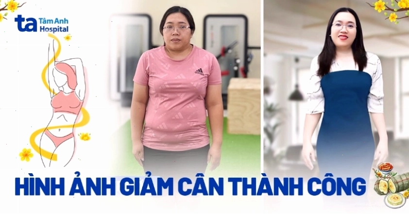 Người phụ nữ đang nhìn vào hình nền điện thoại có thông điệp giảm cân