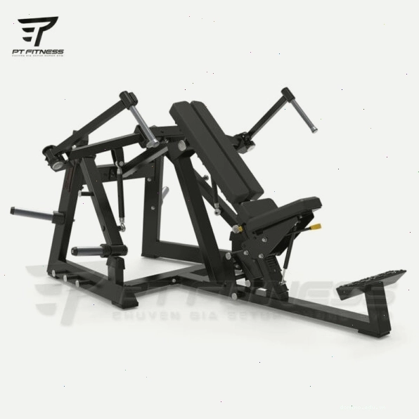 Người tập thực hiện bài tập ngồi mở ngực sang ngang trên máy ép ngực